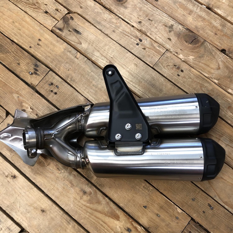 Indian FTR 1200 original exhaust silencer